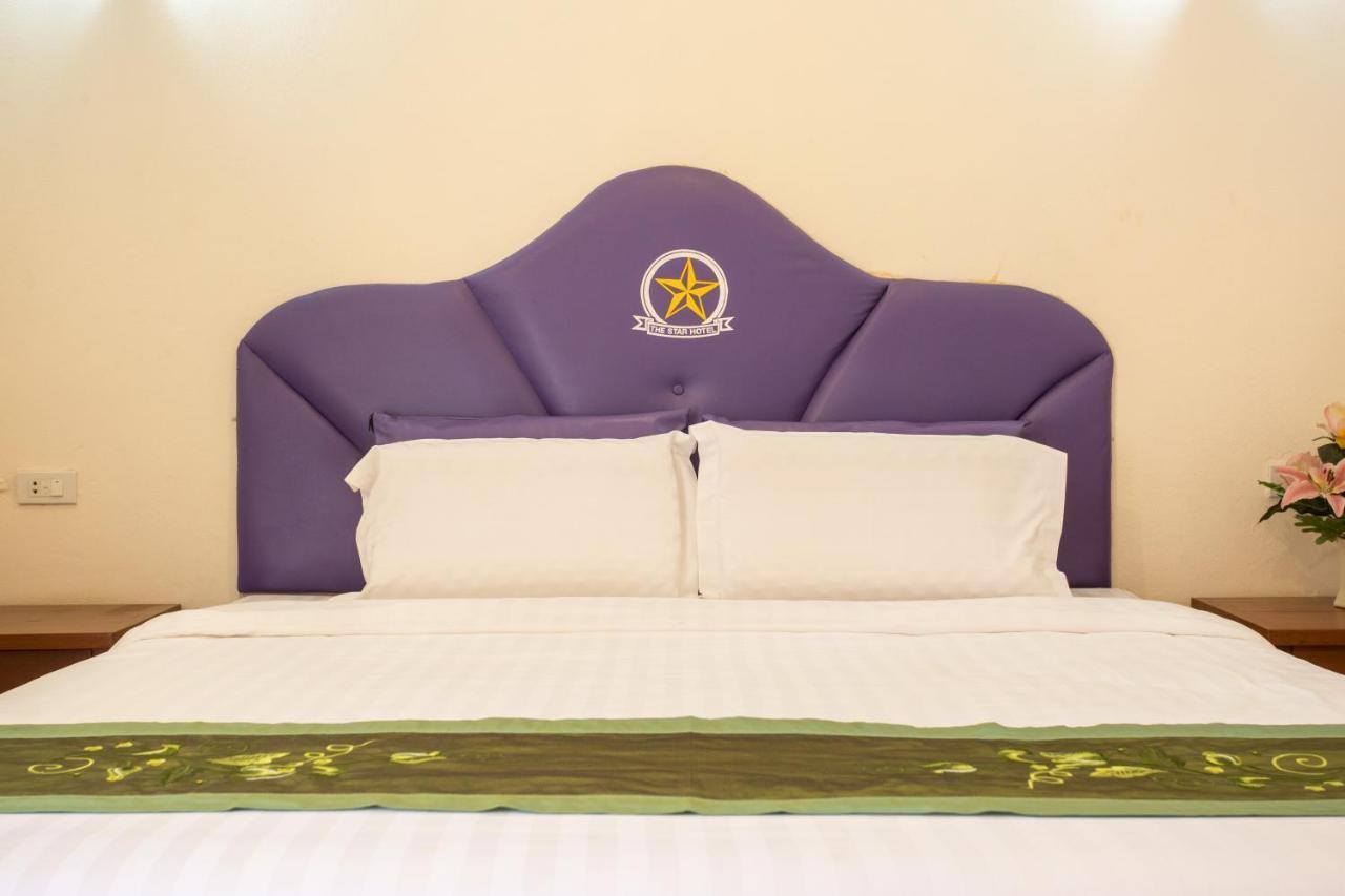 The Star Hotel Удон Тани Екстериор снимка